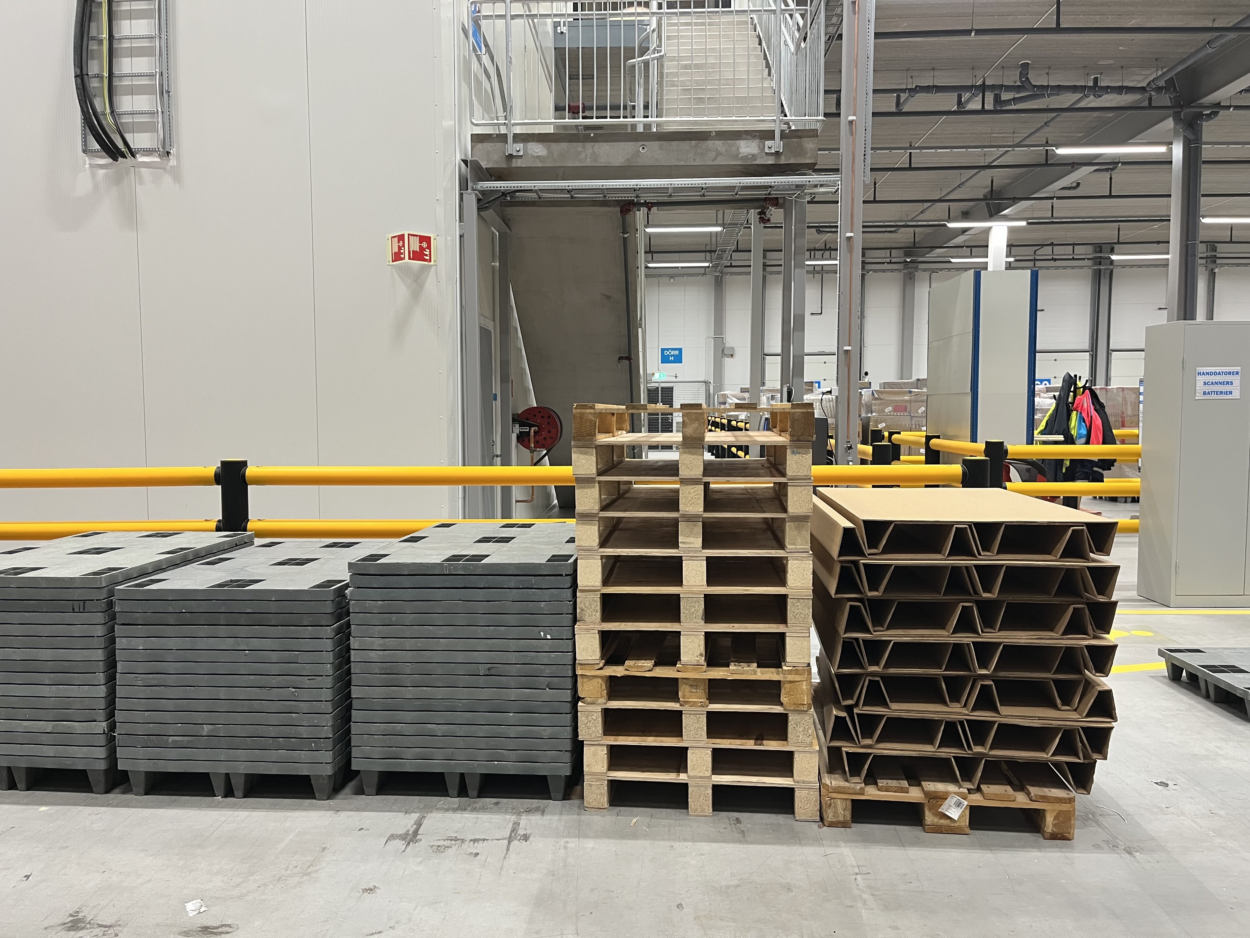 Impossible Plastics PostNord TPL logistik